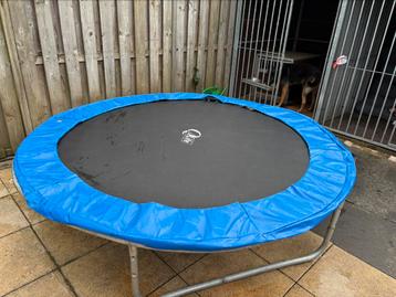 Trampoline rond 244 diameter beschikbaar voor biedingen