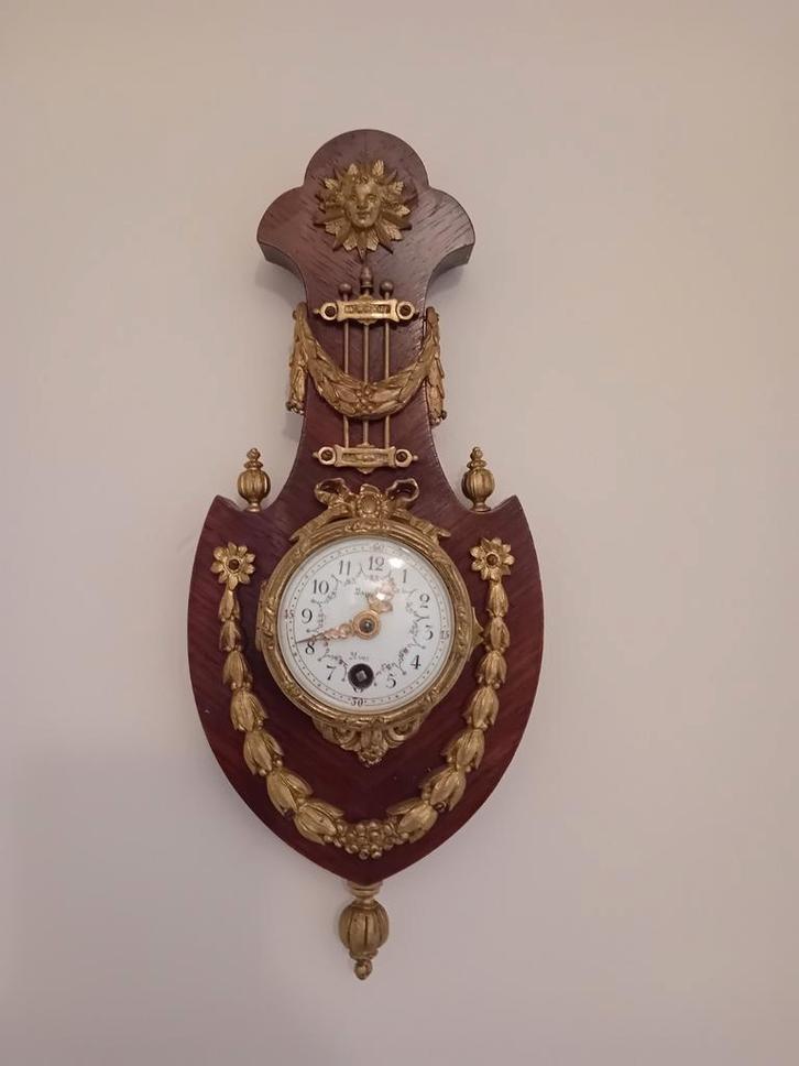 Antiek Empire Cartel Hangklokje 19e Eeuws ca: 1850 A.Daubree, Antiek en Kunst, Antiek | Klokken, Ophalen of Verzenden