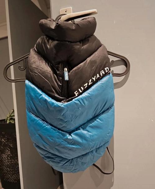 Winterjas voor een kleine hond, Dieren en Toebehoren, Hondenkleding, Gebruikt, Hondenjas, Ophalen of Verzenden