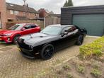 Dodge Challenger Zwart APK geldig tot 31-07-2026, Auto's, Automaat, Zwart, Grijs, Particulier