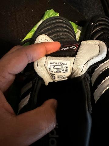 Adidas mundial voetbal beschikbaar voor biedingen