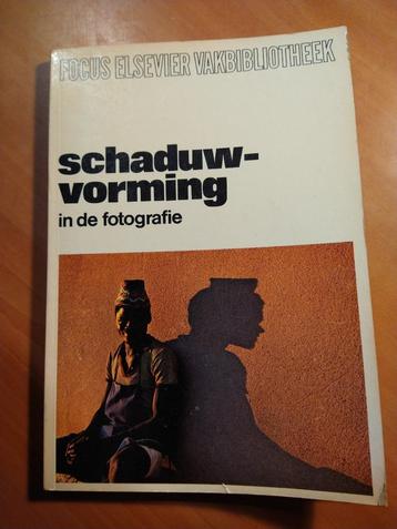 Oppen, L. van. Schaduwvorming in de fotografie . beschikbaar voor biedingen