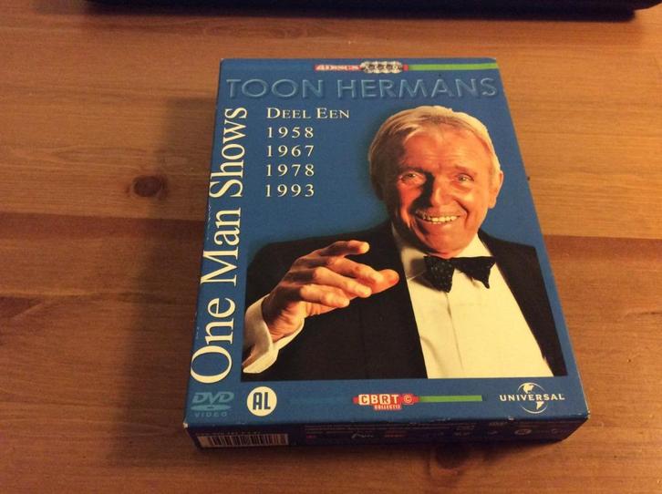 Toon Hermans One Man Shows Deel 1, 4-dvd box, Cd's en Dvd's, Dvd's | Cabaret en Sketches, Zo goed als nieuw, Stand-up of Theatershow
