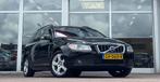 Volvo V70 3.2 AWD Momentum Leer Xenon Trekhaak LPG G3 Mooi!, Auto's, Volvo, Automaat, Zwart, 1650 kg, Vierwielaandrijving