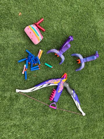 Nerf Kruisboog en 2x katapult met Pijlen beschikbaar voor biedingen