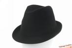 Vintage gleufhoed Trilby hoed Tissaia zwart recent model 56, Hoed, Tissaia, Ophalen of Verzenden, 57 cm (M, 7⅛ inch) of minder