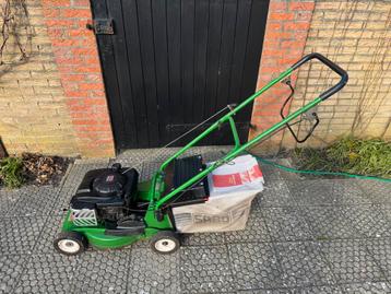 Professionele benzine grasmaaier Sabo beschikbaar voor biedingen