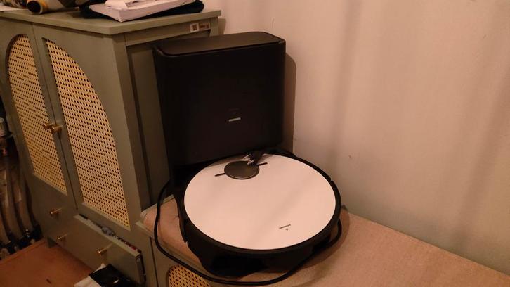 Medion X50 SW robotstofzuiger met zuigstation., Witgoed en Apparatuur, Stofzuigers, Zo goed als nieuw, Robotstofzuiger, 2000 watt of meer