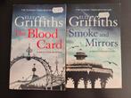 Elly Griffiths - Brighton Mysteries (2 Boeken), Boeken, Ophalen of Verzenden, Gelezen, Elly Griffiths