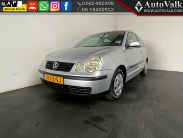 Volkswagen Polo 1.2-12V Comfortline. APK 06-2026! (bj 2004) beschikbaar voor biedingen