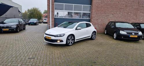 Volkswagen Scirocco 1.4 TSI 90KW BMT bj 2011 Wit, Auto's, Volkswagen, Bedrijf, Scirocco, Lichtmetalen velgen, Mistlampen, Panoramadak