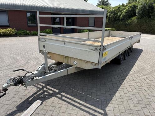 Hapert Plateauwagen 605x200 cm bj 2022 tridem parabool assen, Auto diversen, Aanhangers en Bagagewagens, Gebruikt