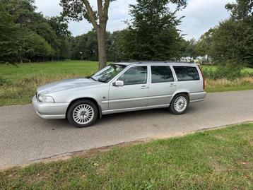 Volvo V70 2.5 Exclusive-Line 1998 Youngtimer beschikbaar voor biedingen