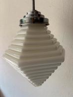 Antieke lamp melkglas met orgineel ophang systeem, Huis en Inrichting, Lampen | Hanglampen, Ophalen, Gebruikt, Vintage, Minder dan 50 cm