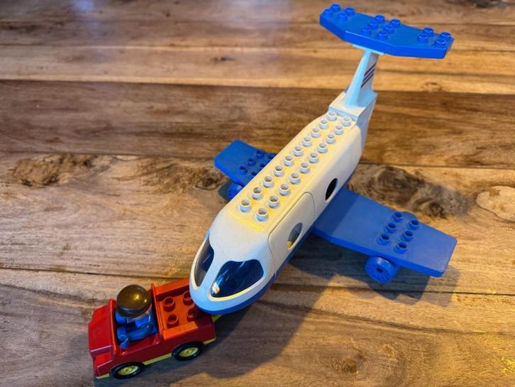 LEGO Duplo Vliegtuig met Piloot en Auto, Kinderen en Baby's, Speelgoed | Duplo en Lego, Gebruikt, Duplo, Complete set, Ophalen