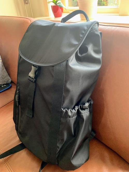 Ted Baker Snowd backpack, Sieraden, Tassen en Uiterlijk, Tassen | Rugtassen, Zo goed als nieuw, Overige merken, 25 tot 40 cm, 30 tot 45 cm