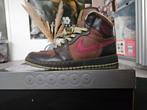 Nike air jordan high OG "Velvet brown" 42.5, Bruin, Ophalen of Verzenden, Nike Air Jordan, Sneakers of Gympen