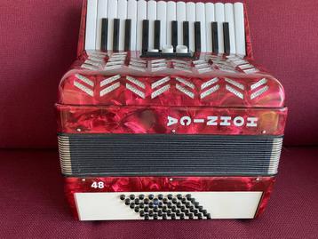 Kleine duitse Hohnica accordeon . 48 bas .  beschikbaar voor biedingen