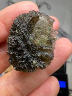 Moldaviet Nesmen Les 7.63g met open bubbel, Ophalen of Verzenden, Mineraal