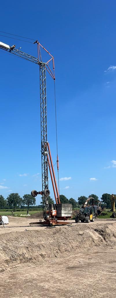 Bouwkraan acromet 19S, Zakelijke goederen, Machines en Bouw | Kranen en Graafmachines, Hijswerktuig, Ophalen