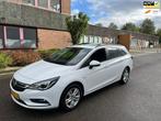 Opel Astra Sports Tourer 1.4 Innovation Airco Pano Boekjes A, Stof, Gebruikt, 4 cilinders, 150 pk