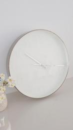 Karlsson klok 52cm, Huis en Inrichting, Woonaccessoires | Klokken, Ophalen of Verzenden, Zo goed als nieuw, Analoog, Wandklok