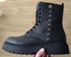 Laarzen Tommy Hilfiger dames, Kleding | Dames, Ophalen of Verzenden, Zo goed als nieuw, Zwart, Hoge laarzen