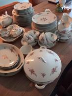 servies hutschenreuther, Huis en Inrichting, Keuken | Servies, Ophalen of Verzenden, Zo goed als nieuw, Overige stijlen, Porselein