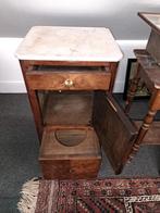 Antiek Frans nachtkastje (potkast), Antiek en Kunst, Ophalen of Verzenden