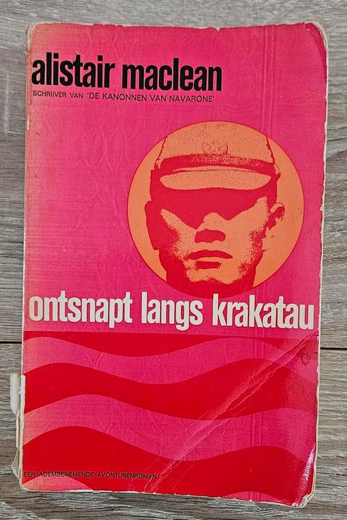 Alistair MacLean - Ontsnapt langs Krakatau, Boeken, Romans, Gelezen, Ophalen of Verzenden