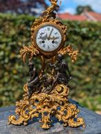 Antieke Franse bronzen pendule 50 cm hoog. €960, Antiek en Kunst, Antiek | Klokken, Ophalen