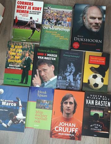 sportboeken voetbal beschikbaar voor biedingen