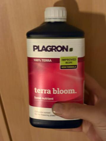 1 liter plagron terra bloom. beschikbaar voor biedingen