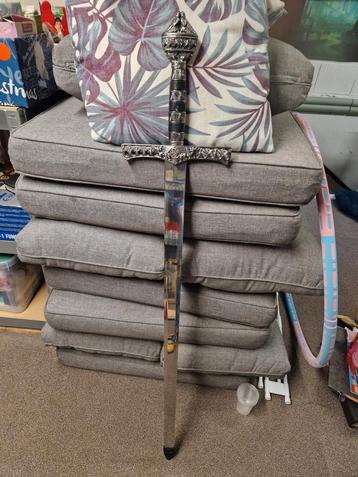 Decoratief Zwaard beschikbaar voor biedingen