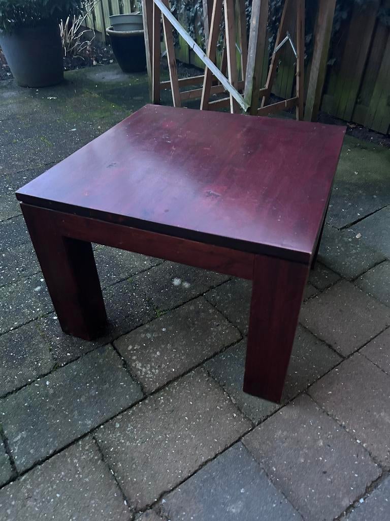 Koloniale salontafel (2 beschikbaar), Huis en Inrichting, Tafels | Bijzettafels, Koloniaal, Vierkant, 55 tot 75 cm, Zo goed als nieuw
