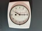 Vintage Kuiser Wandklok Porselein, Huis en Inrichting, Ophalen, Gebruikt, Analoog, Wandklok