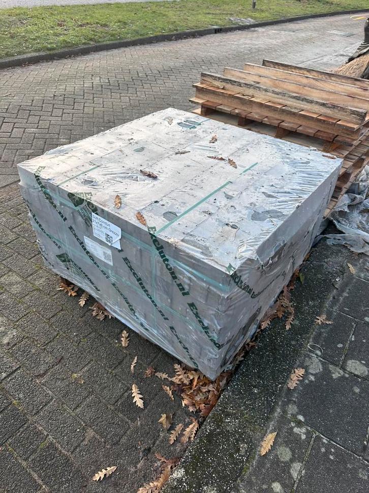 Stenen en zand, Tuin en Terras, Palen, Balken en Planken, Zo goed als nieuw, Palen, 250 cm of meer, Ophalen of Verzenden