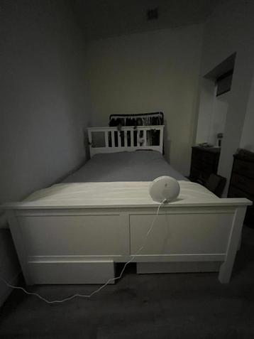 Ikea bed + lattenbodems & opberglades - afbeelding 1