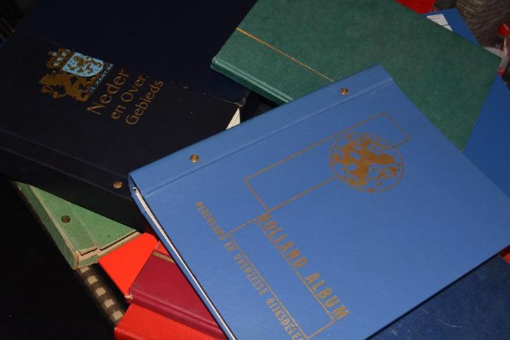 doos restverzamelingen, Postzegels en Munten, Postzegels | Volle albums en Verzamelingen, Nederland en Buitenland, Ophalen of Verzenden