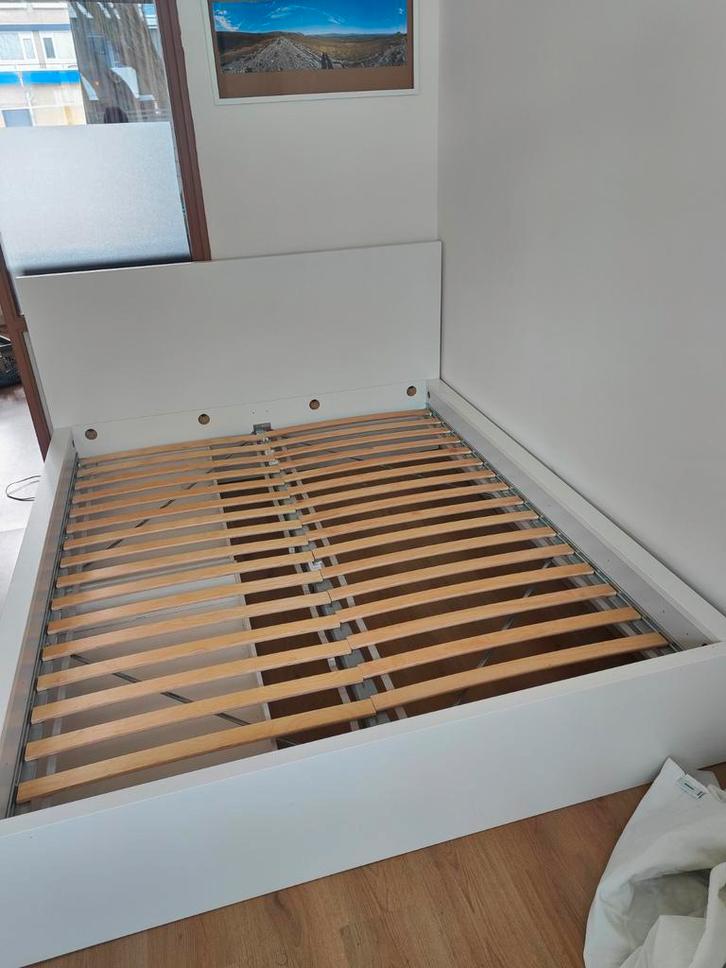 Ikea MALM bedframe met 2 lades, Huis en Inrichting, Slaapkamer | Bedden, Zo goed als nieuw, Tweepersoons, 160 cm, 200 cm, Hout