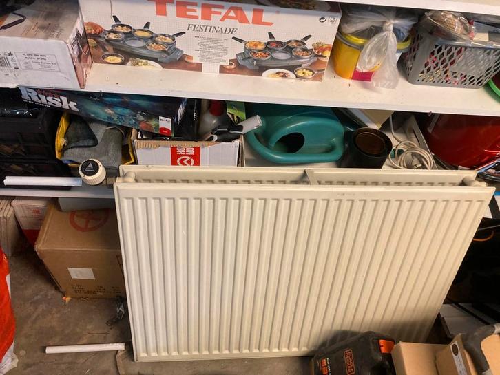 Radiator; tweede leven of oud ijzer, Doe-het-zelf en Verbouw, Verwarming en Radiatoren, Gebruikt, Radiator, 30 tot 80 cm, 60 tot 150 cm