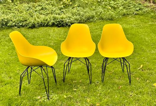 8 Kubikoff mosterd gele design stoelen, Huis en Inrichting, Stoelen, Zo goed als nieuw, Vijf, Zes of meer stoelen, Kunststof, Overige kleuren