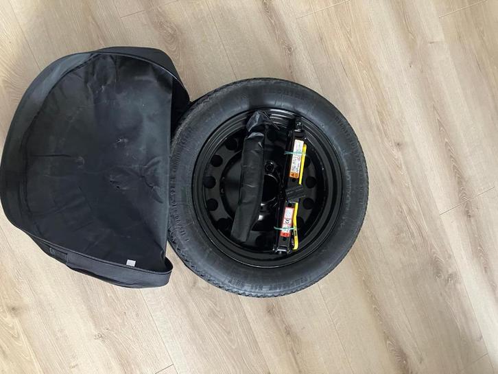 Nieuwe ongebruikt BMW thuiskomer reservewiel, Auto-onderdelen, Banden en Velgen, Banden en Velgen, All Season, Gebruikt, Ophalen