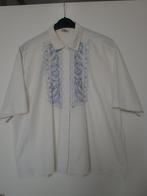 Witte blouse met korte mouw en korenblauw borduursel., Verzenden, Zo goed als nieuw, Maat 42/44 (L), Wit