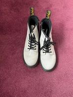 Witte Dr. Martens, Kleding | Dames, Schoenen, Schoenen met lage hakken, Wit, Ophalen of Verzenden, Zo goed als nieuw