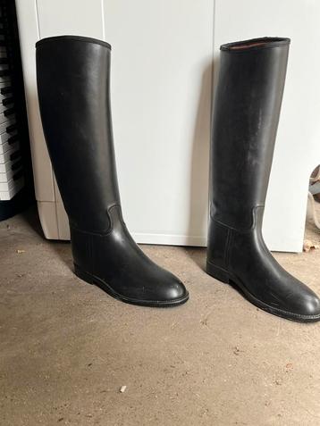 Paard rijlaarzen beschikbaar voor biedingen