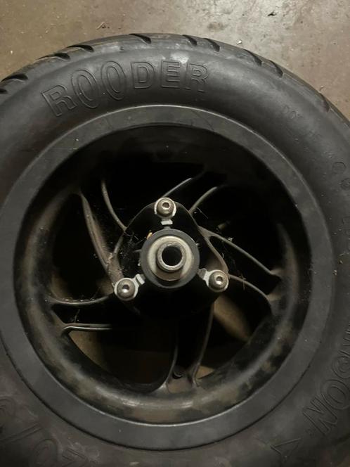 Typhoon velg en stuur, Motoren, Tuning en Styling, Ophalen of Verzenden