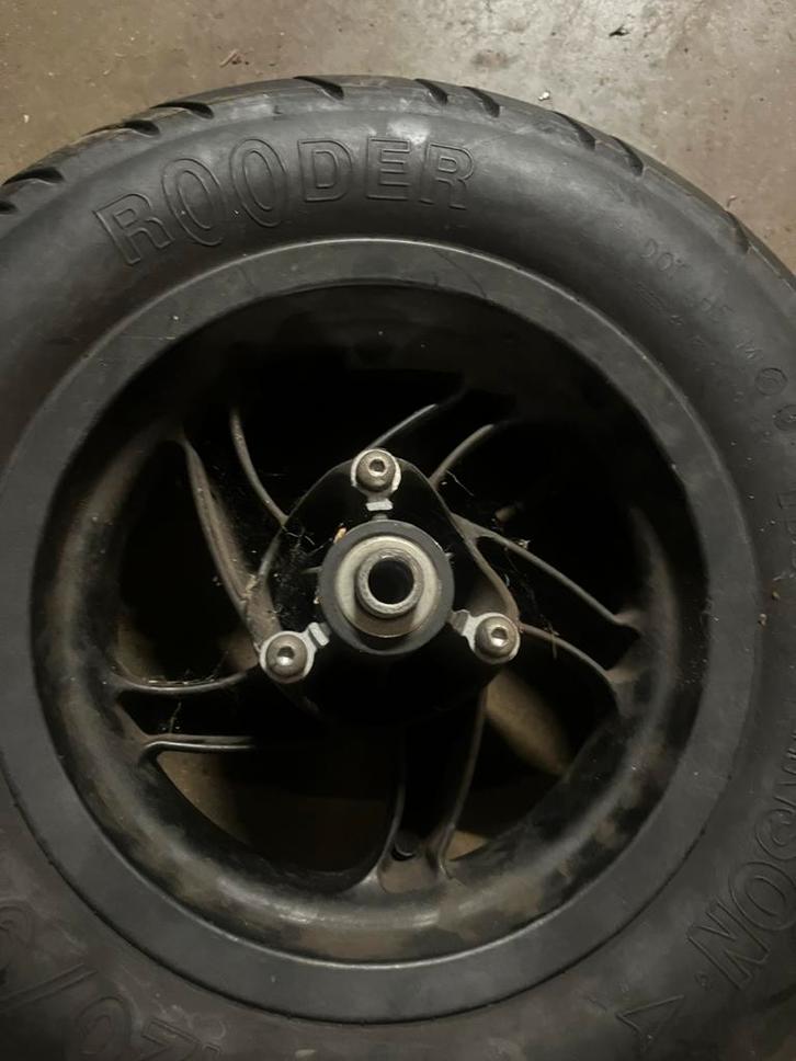 Typhoon velg en stuur, Motoren, Tuning en Styling, Ophalen of Verzenden