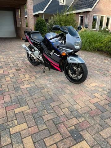 Honda cbr 600f super sport 1992 beschikbaar voor biedingen