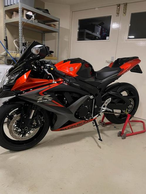 Gsxr 750, Motoren, Motoren | Suzuki, Particulier, Super Sport, meer dan 35 kW, 4 cilinders, Motorrijbewijs A, Sportuitlaat, Ophalen